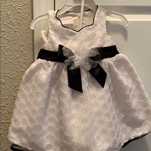 NWOT baby girls dress!